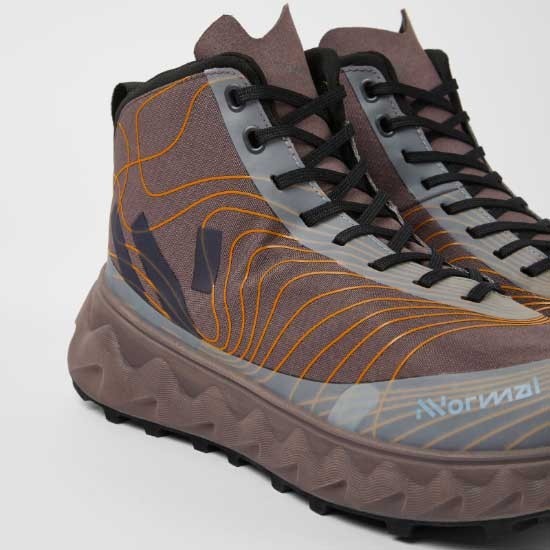 BOTA NNORMAL TOMIR WATERPROOF UNISEX VIOLETA