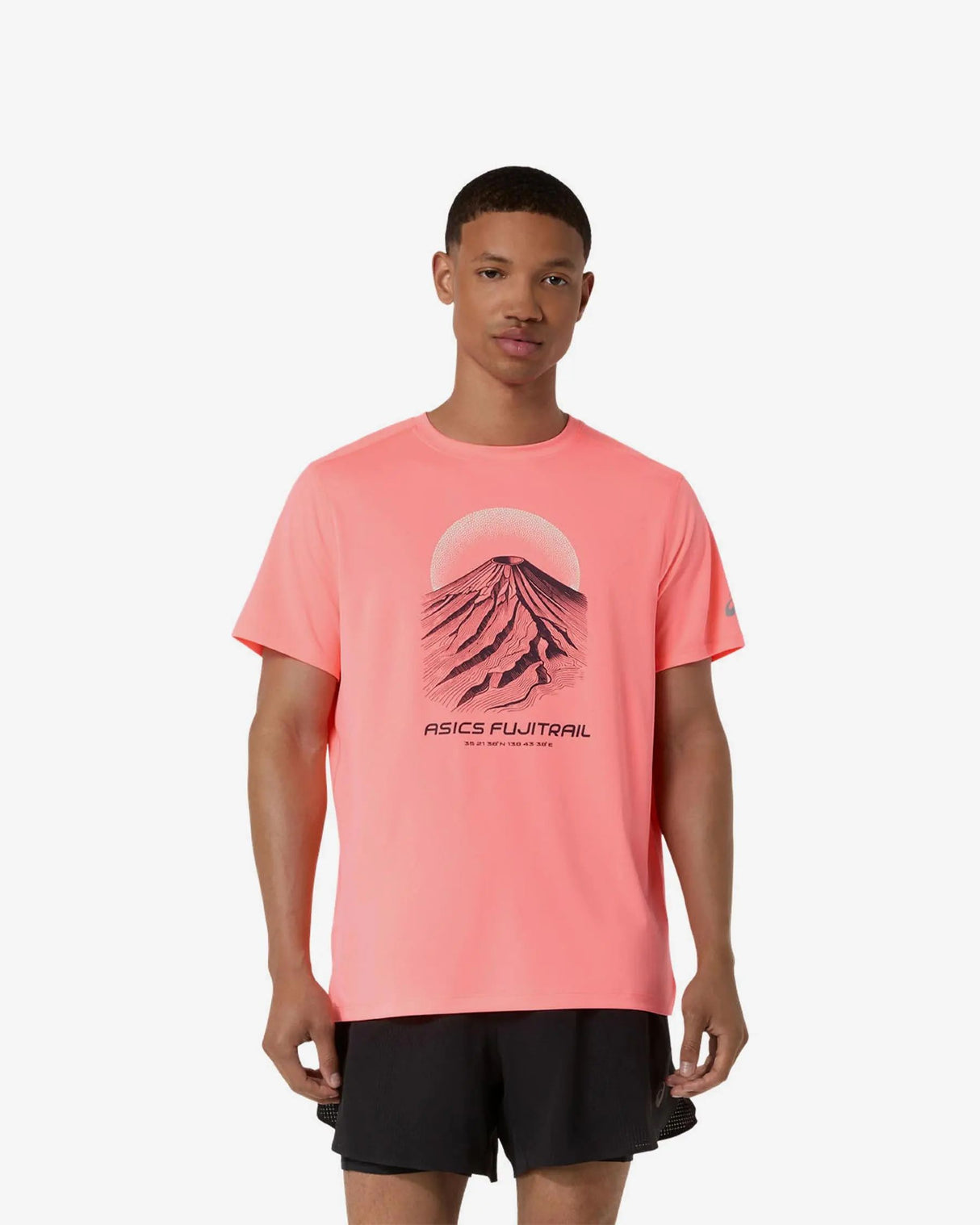 ASICS FUJITRAIL LOGO SS TOP SUN CORAL HOMBRE