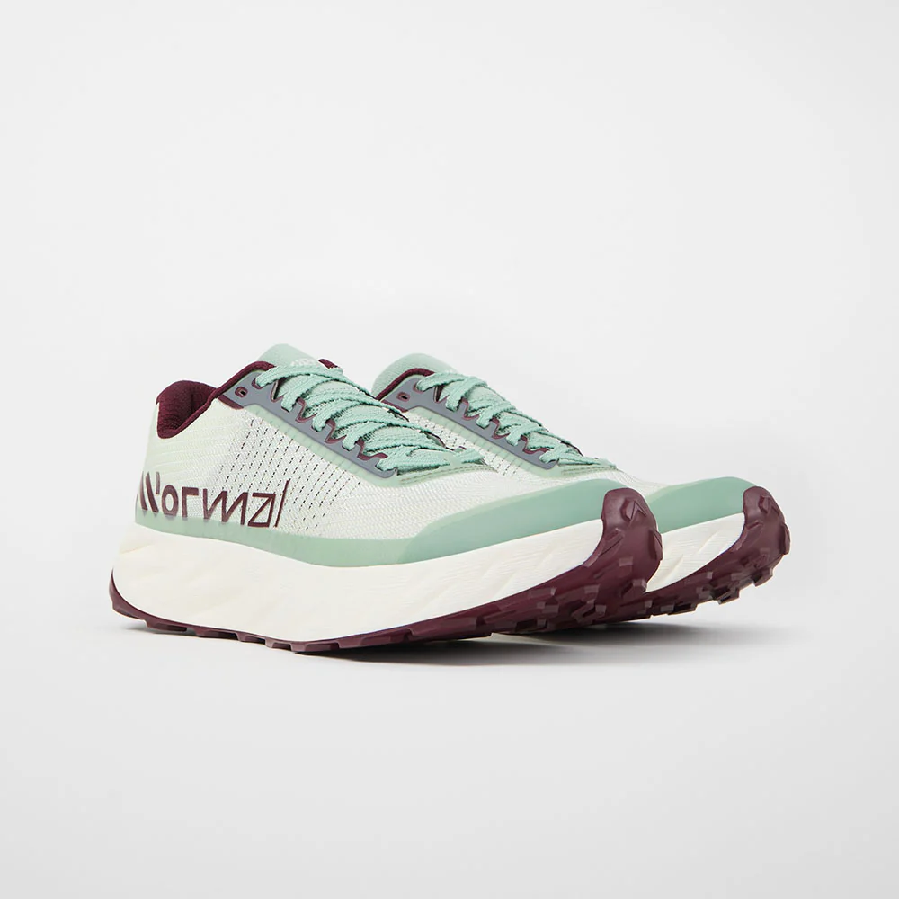 NNORMAL KJERAG 02 GREEN WHITE