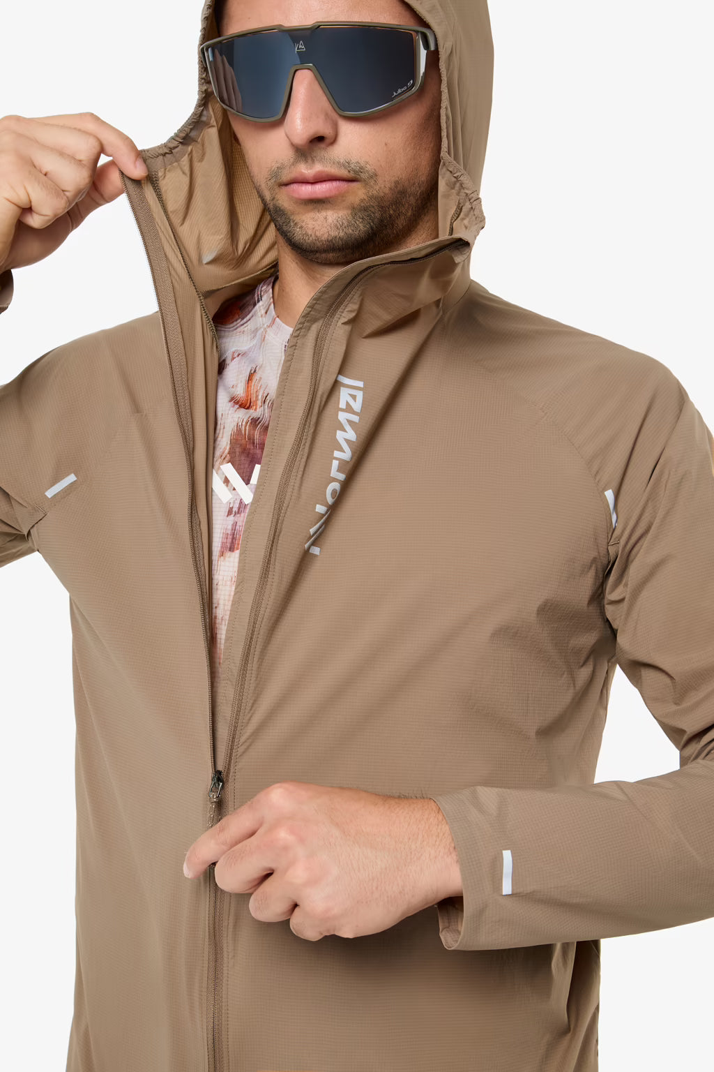 NNORMAL TRAIL WIND JACKET BROWN HOMBRE