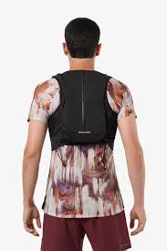 NNORMAL MODULAR VEST BLACK