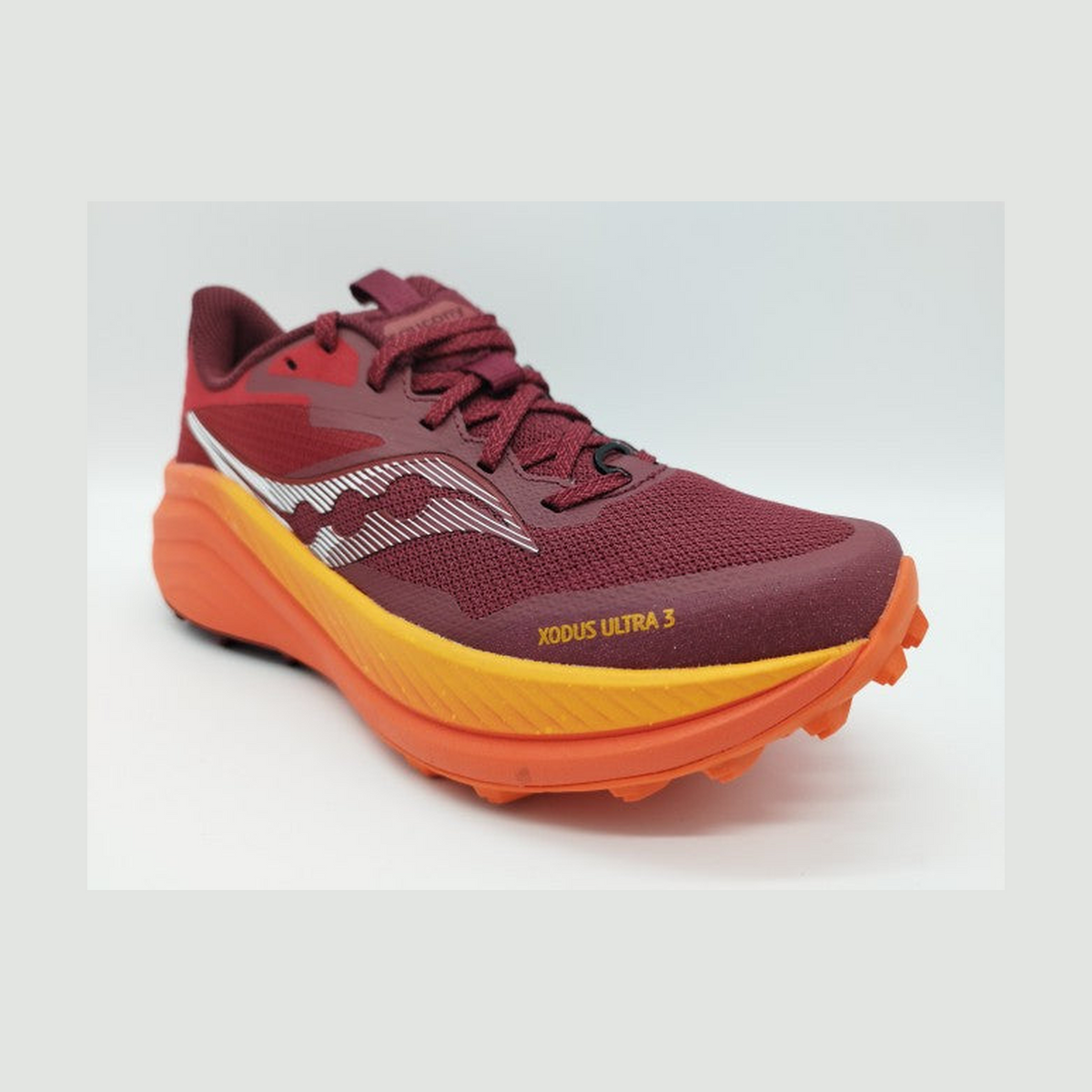 SAUCONY XODUS ULTRA 3 MUJER ROJO