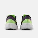 NEW BALANCE FUELCELL REBEL V4 HOMBRE GRAPHITE WHITE PEACH