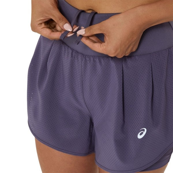 ASICS ROAD 2-N-1 3.5IN SHORT GREYISH PURPLE MUJER