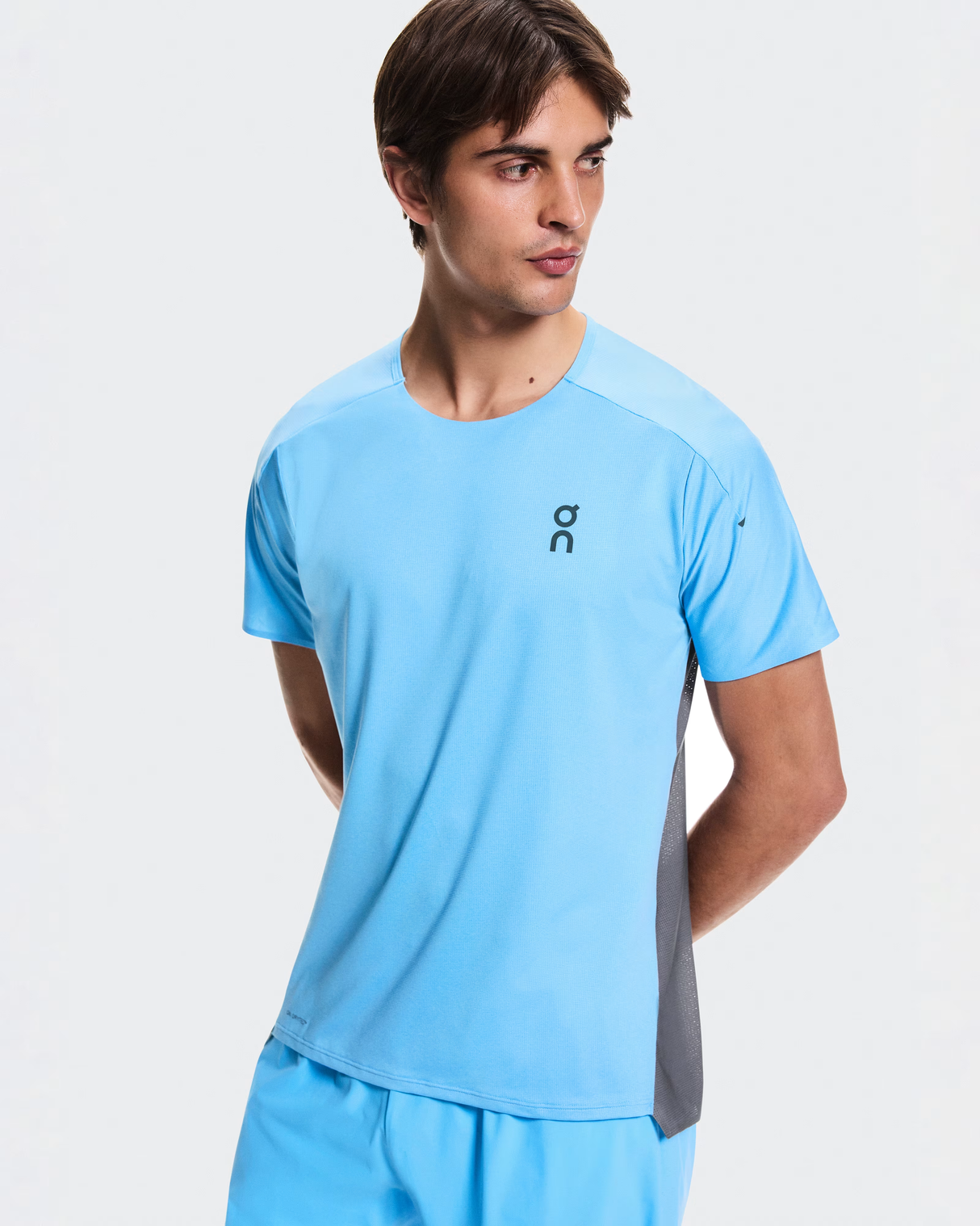 ON RUNNING PERFORMANCE T GOURAMI HOMBRE