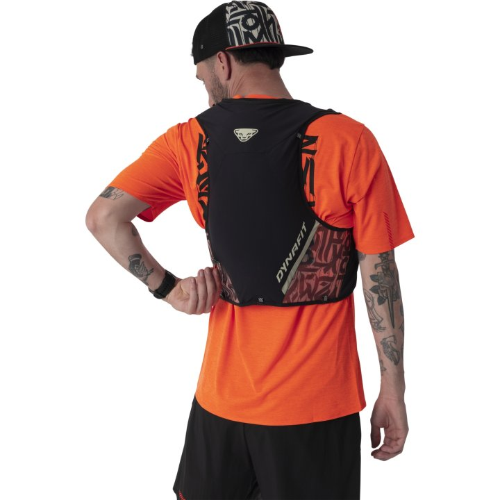 DYNAFIT TRAIL 6 VEST BLACK OUT