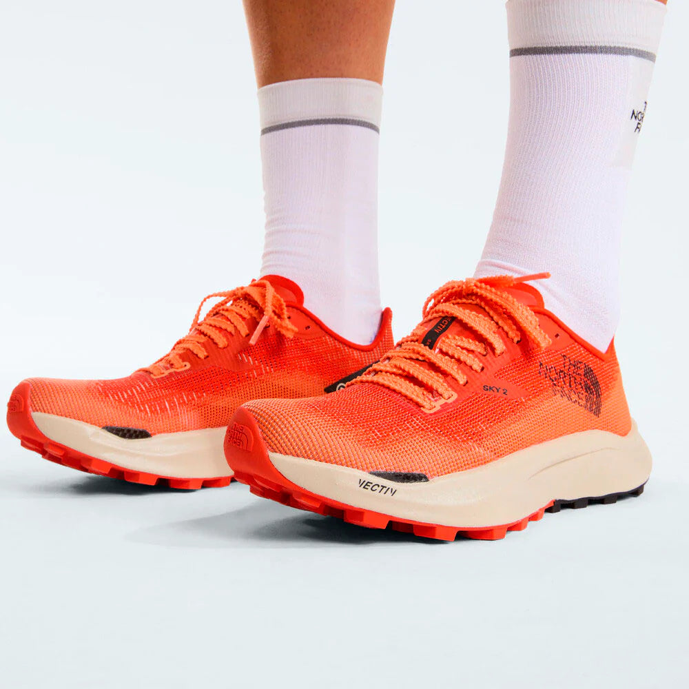 THE NORTH FACE SUMMIT VECTIV SKY 2 LAVA RED CALACATTA